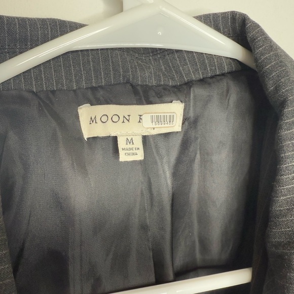 Moon River - Double layer jacket -Grey Charcoal Pinstripe Blazer -RTR size Med - Picture 4 of 11